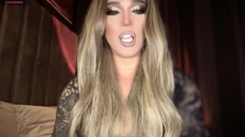 Snapshot of zarastoy chatting on 09-26-25, 06:28 zarastoy online show from 09-26-25, 06:28