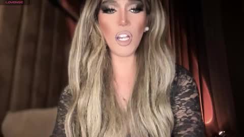 Snapshot of zarastoy chatting on 10-11-25, 05:50 zarastoy online show from 10-11-25, 05:50