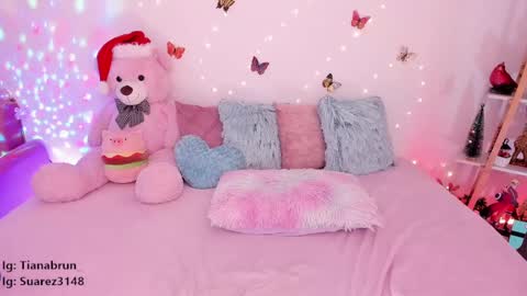Snapshot of zaratorres_ chatting on 12-31-24, 04:46 Zara online show from 12-31-24, 04:46