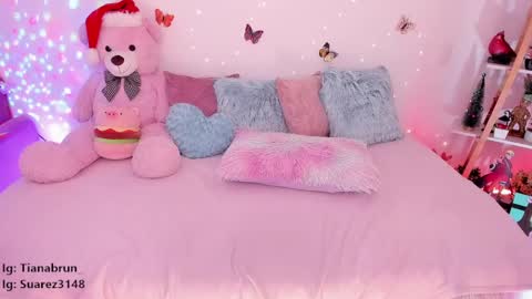 Snapshot of zaratorres_ chatting on 01-09-25, 02:51 Zara online show from 01-09-25, 02:51