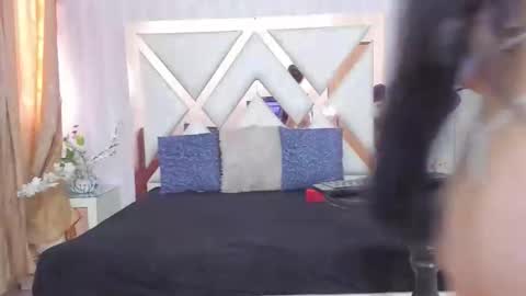 Snapshot of zaraycox chatting on 10-01-25, 01:39 Zaraycox online show from 10-01-25, 01:39