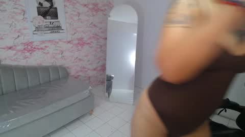 Isabella online show from 01-11-26, 12:43