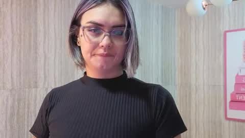 Isabella online show from 05-09-26, 12:32