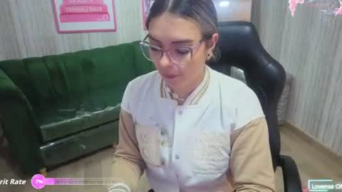 Isabella online show from 06-11-26, 12:36