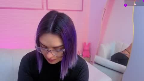 Isabella online show from 06-16-26, 12:52