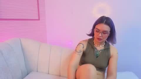 Isabella online show from 06-18-26, 02:21