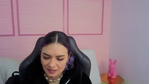 Isabella online show from 06-21-26, 12:30