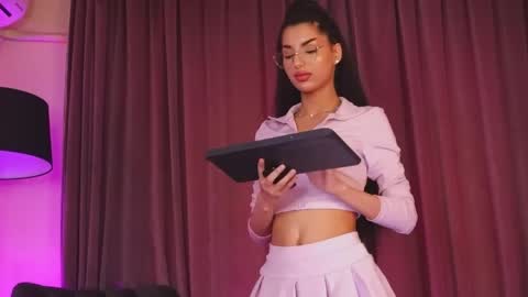 zariaavera online show from 05-07-26, 04:51
