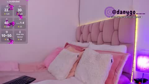 Zariana online show from 11-27-25, 11:29