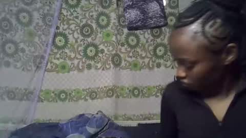 Snapshot of zarinamarlin chatting on 04-20-26, 06:49 zarinamarlin online show from 04-20-26, 06:49