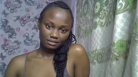 Snapshot of zarinamarlin chatting on 04-25-26, 01:52 zarinamarlin online show from 04-25-26, 01:52