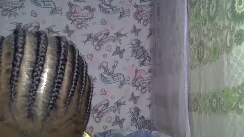 Snapshot of zarinamarlin chatting on 05-10-26, 07:24 zarinamarlin online show from 05-10-26, 07:24