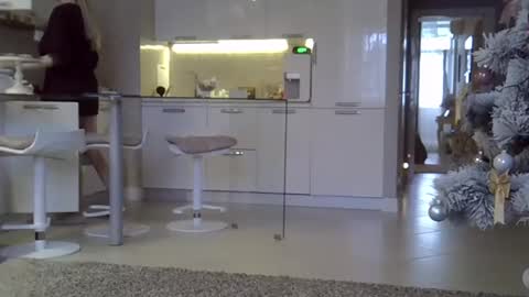 Zarina Swift online show from 01-10-25, 07:35