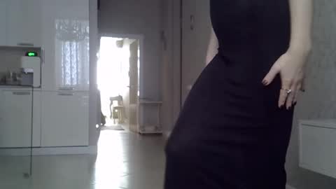 Zarina Swift online show from 03-11-25, 04:43