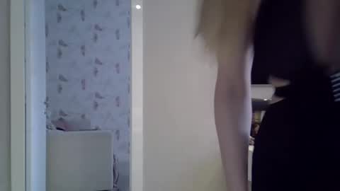 Zarina Swift online show from 03-11-25, 12:06