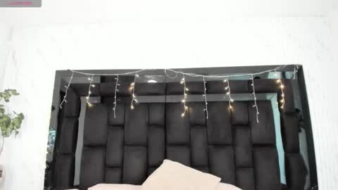 Zarina Waynne online show from 03-15-26, 01:06