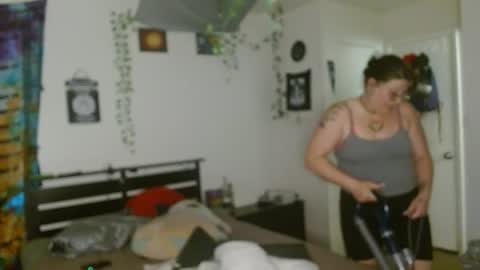 zawmbiemoonz online show from 04-14-26, 06:14