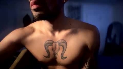 Snapshot of zayd3n69 chatting on 10-30-25, 07:54 zayden online show from 10-30-25, 07:54