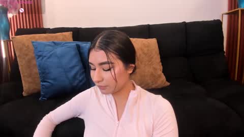  Zayda  online show from 10-17-25, 08:11