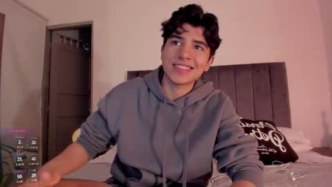 Hii im Zay.                 I save money for education. PVT Open. online show from 12-05-25, 06:22