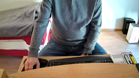 Snapshot of zebulon2023 chatting on 11-12-25, 10:04 zebulon2023 online show from 11-12-25, 10:04