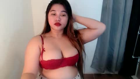 Snapshot of zeeel_x chatting on 05-29-26, 07:23 Zeeel online show from 05-29-26, 07:23