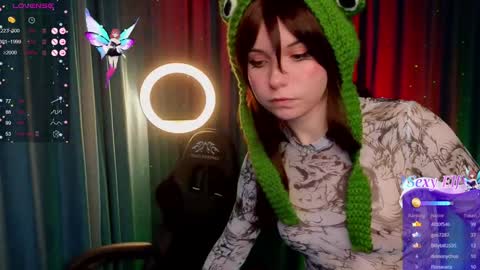 Snapshot of zelda_1 chatting on 12-10-24, 10:16 Zelda online show from 12-10-24, 10:16