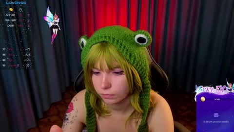 Snapshot of zelda_1 chatting on 01-12-25, 12:55 Zelda online show from 01-12-25, 12:55