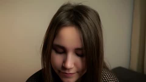 Emilia online show from 10-06-25, 12:52