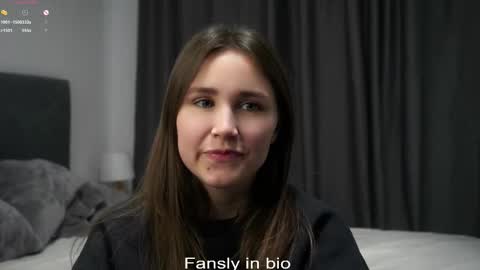 Emilia online show from 10-13-25, 01:38