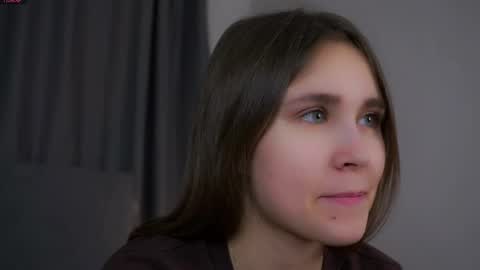 Emilia online show from 01-11-26, 09:09