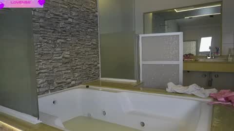 zenda_biancha online show from 03-31-26, 11:38