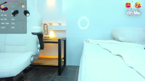 Zenda Evans online show from 01-06-25, 06:47