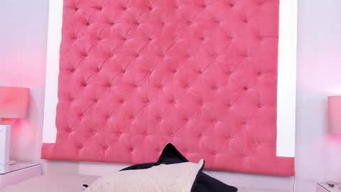 Zendaya online show from 01-23-25, 05:56