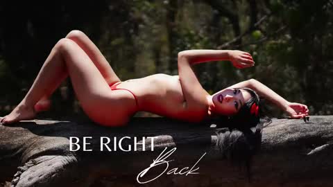 Zendaya online show from 02-14-25, 07:28