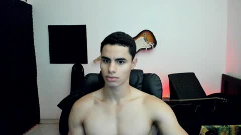 zenzhu online show from 06-01-26, 01:24