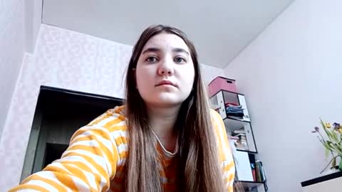 zeniabrossoit online show from 03-15-26, 07:25