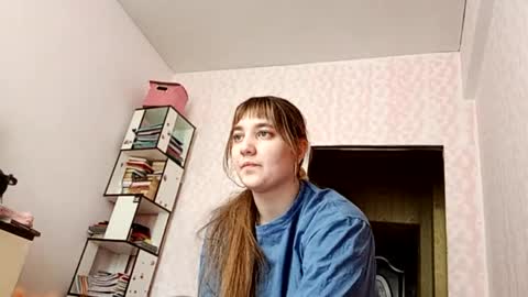 Snapshot of zeniabrossoit chatting on 05-17-26, 06:55 zeniabrossoit online show from 05-17-26, 06:55