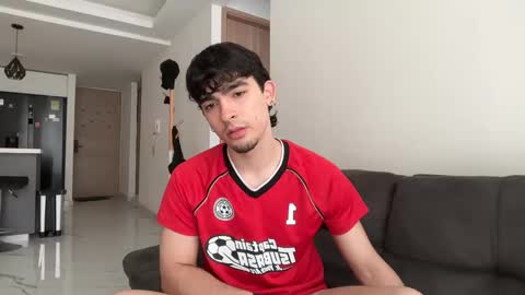 Zenn online show from 11-02-25, 03:03