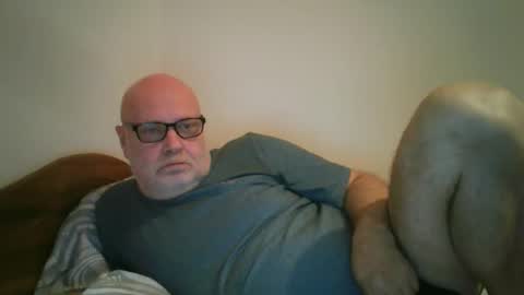 Snapshot of zentaurus59 chatting on 09-29-25, 05:12 zentaurus59 online show from 09-29-25, 05:12