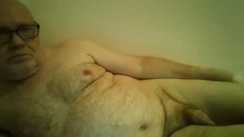 Snapshot of zentaurus59 chatting on 10-11-25, 04:05 zentaurus59 online show from 10-11-25, 04:05