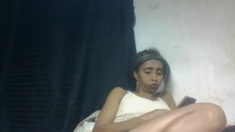 zeolineess online show from 10-17-25, 03:47