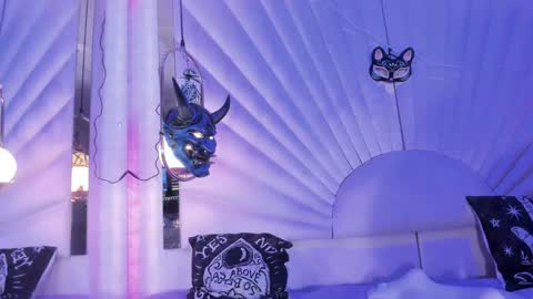 Snapshot of zephirah_abney chatting on 12-02-24, 12:51 online show from 12-02-24, 12:51
