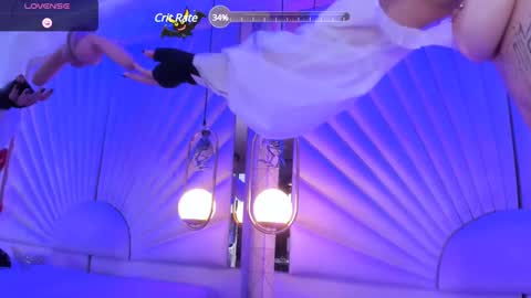 Snapshot of zephirah_abney chatting on 02-18-25, 08:47 online show from 02-18-25, 08:47