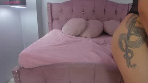 ZEPHYRA ANGELS online show from 02-20-25, 04:50