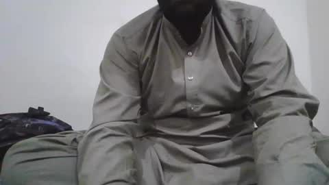 Snapshot of zes6363 chatting on 10-21-25, 04:08 zes6363 online show from 10-21-25, 04:08