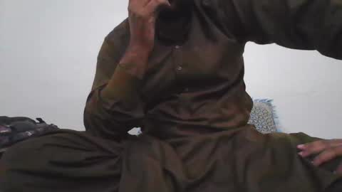 Snapshot of zes6363 chatting on 10-23-25, 06:28 zes6363 online show from 10-23-25, 06:28