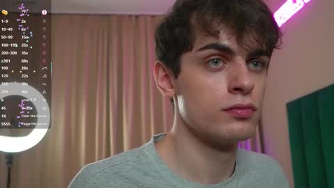 Snapshot of zest_kiss chatting on 10-22-25, 03:12 Zane online show from 10-22-25, 03:12