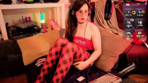 Snapshot of zesty_peach chatting on 07-22-26, 12:13 zesty_peach online show from 07-22-26, 12:13