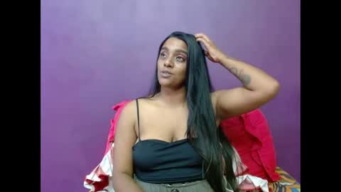 Snapshot of zestyzara4u chatting on 09-11-25, 10:10 Zara online show from 09-11-25, 10:10
